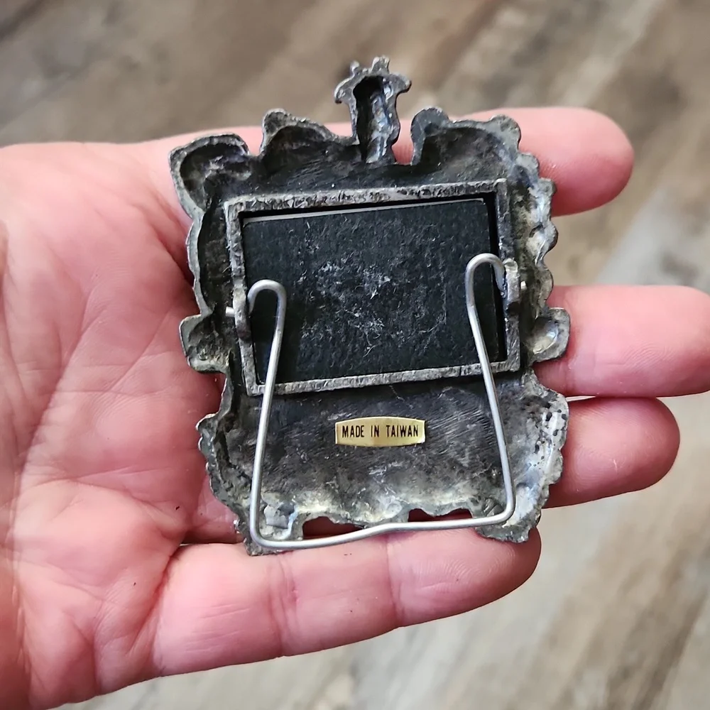 Vintage Silver Pewter VW Bug With Animals Mini Picture Frame Tiawan Brat 80s 90s